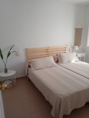 1 Estudio y 1 apartamento de 1 dormitorio cerca de la Playa - TP